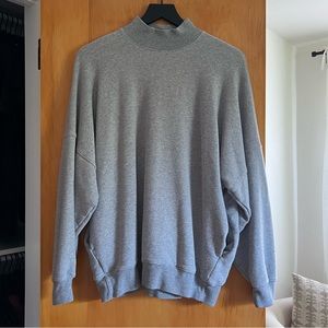 Aritzia / Babaton - mock neck crewneck